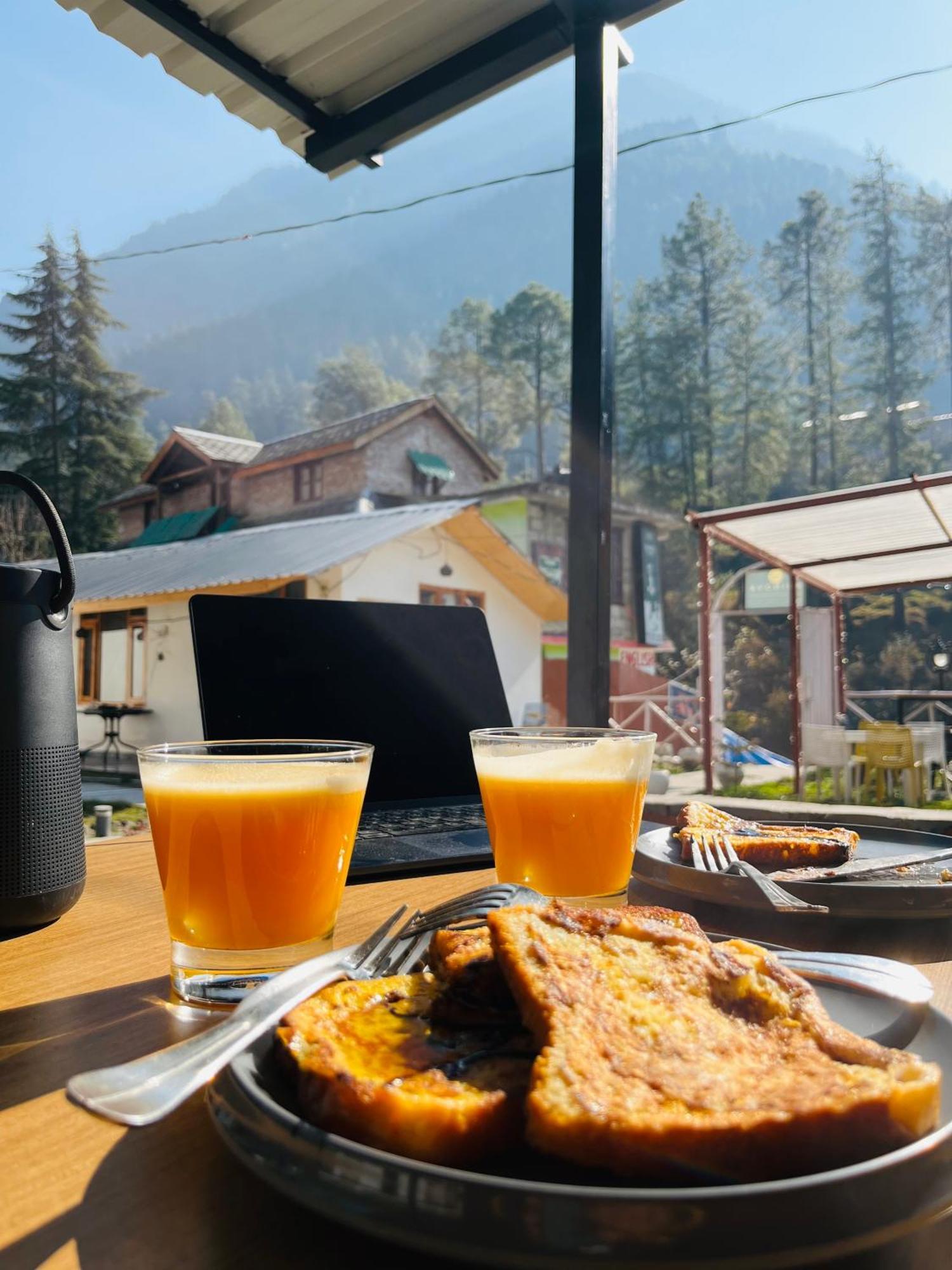Hotel Adinova Kasol Zewnętrze zdjęcie