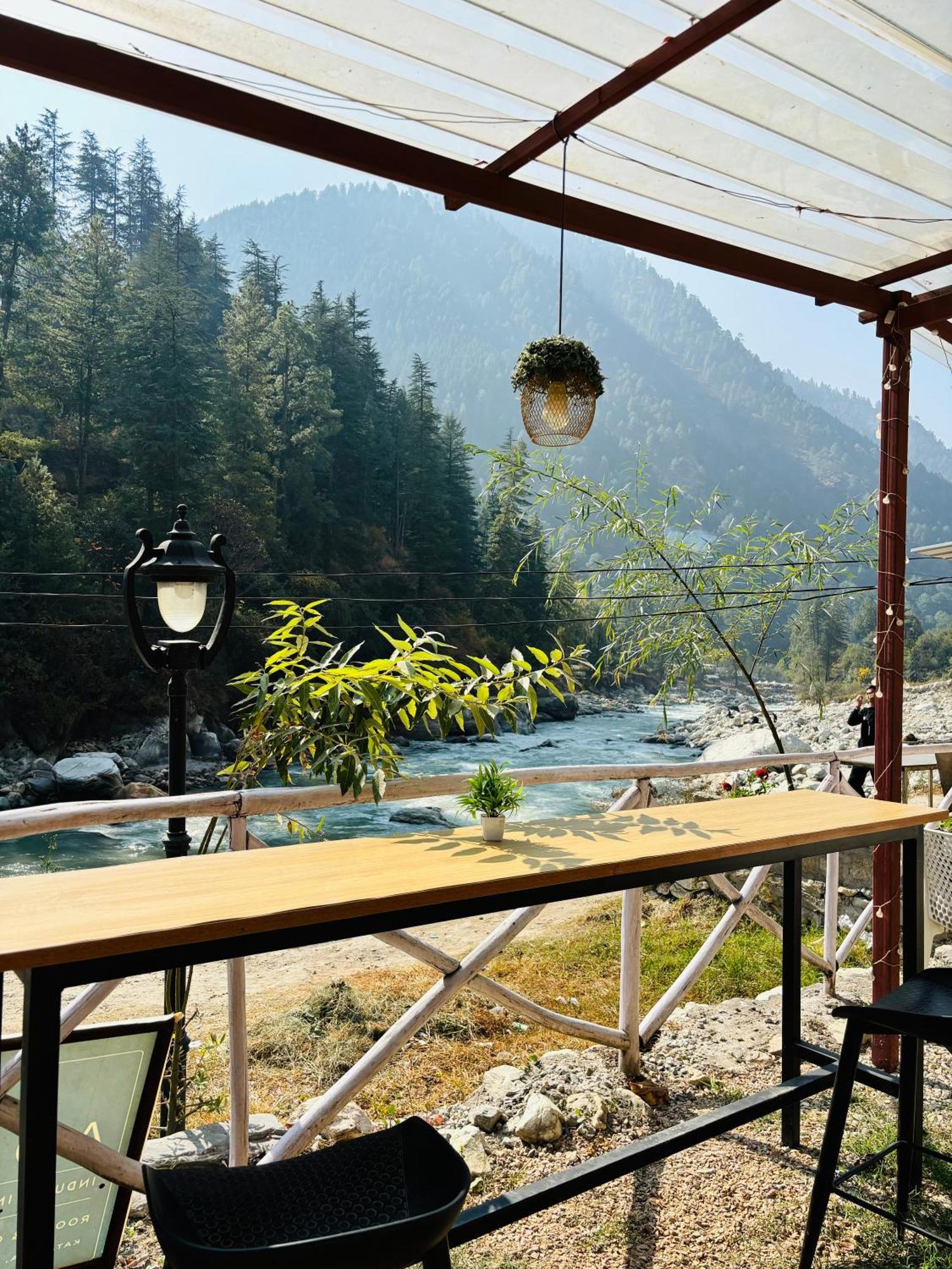 Hotel Adinova Kasol Zewnętrze zdjęcie