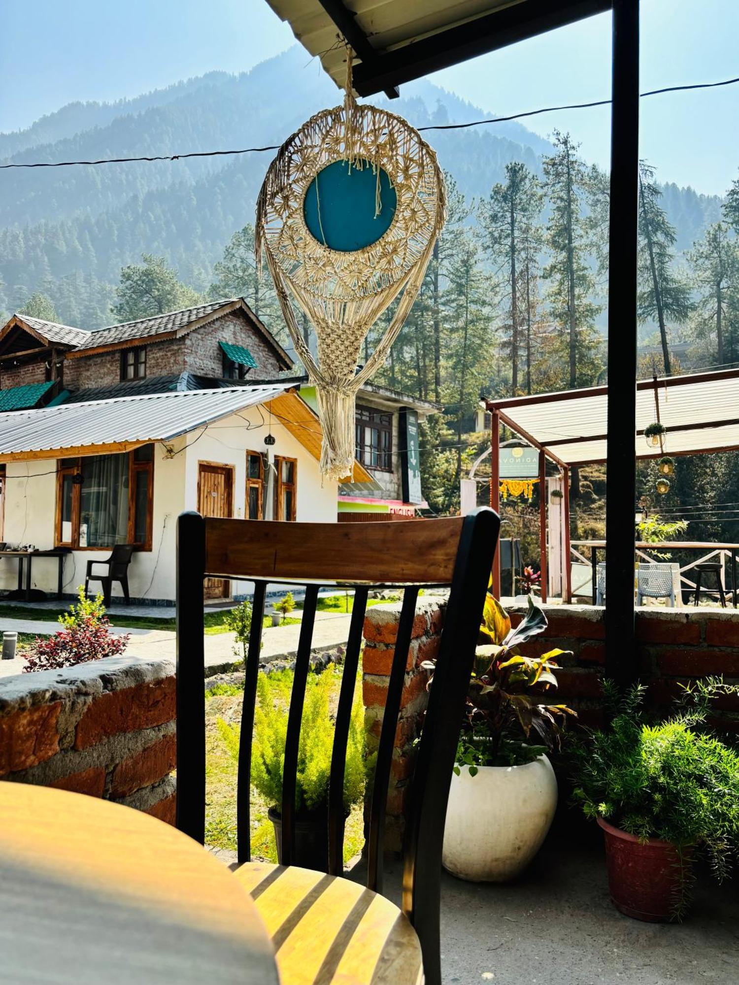 Hotel Adinova Kasol Zewnętrze zdjęcie