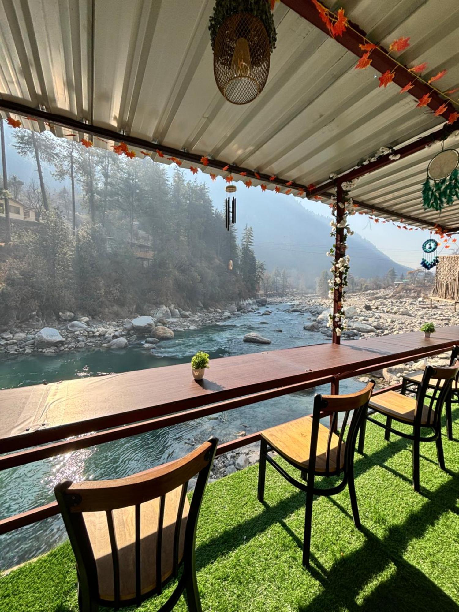 Hotel Adinova Kasol Zewnętrze zdjęcie
